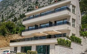 Casa Nuova